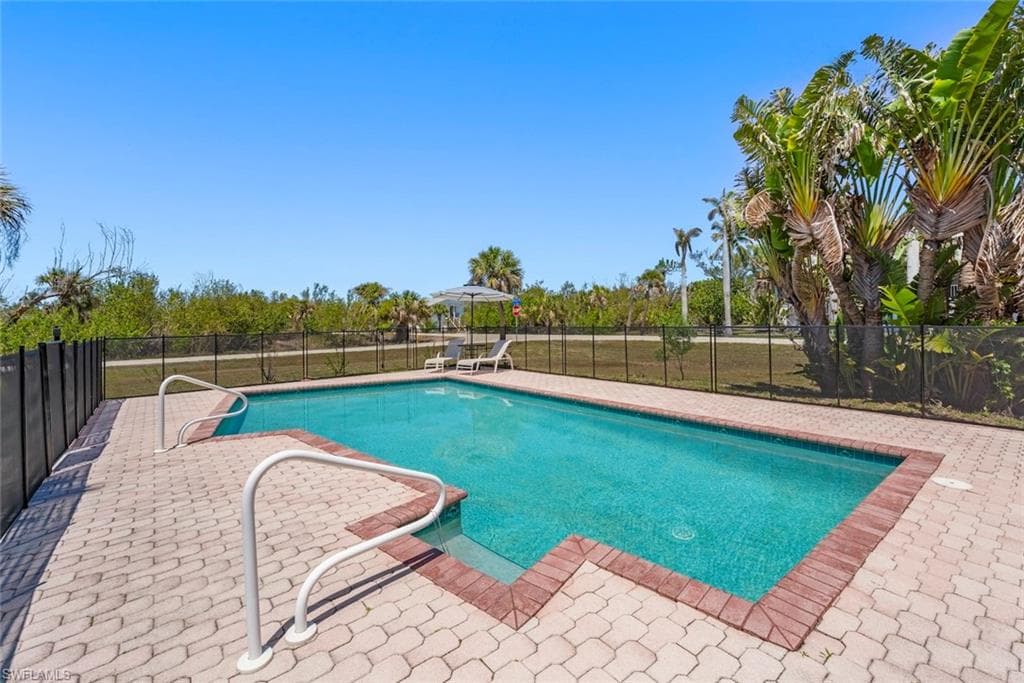490 Marian RD, SANIBEL FL 33957-27