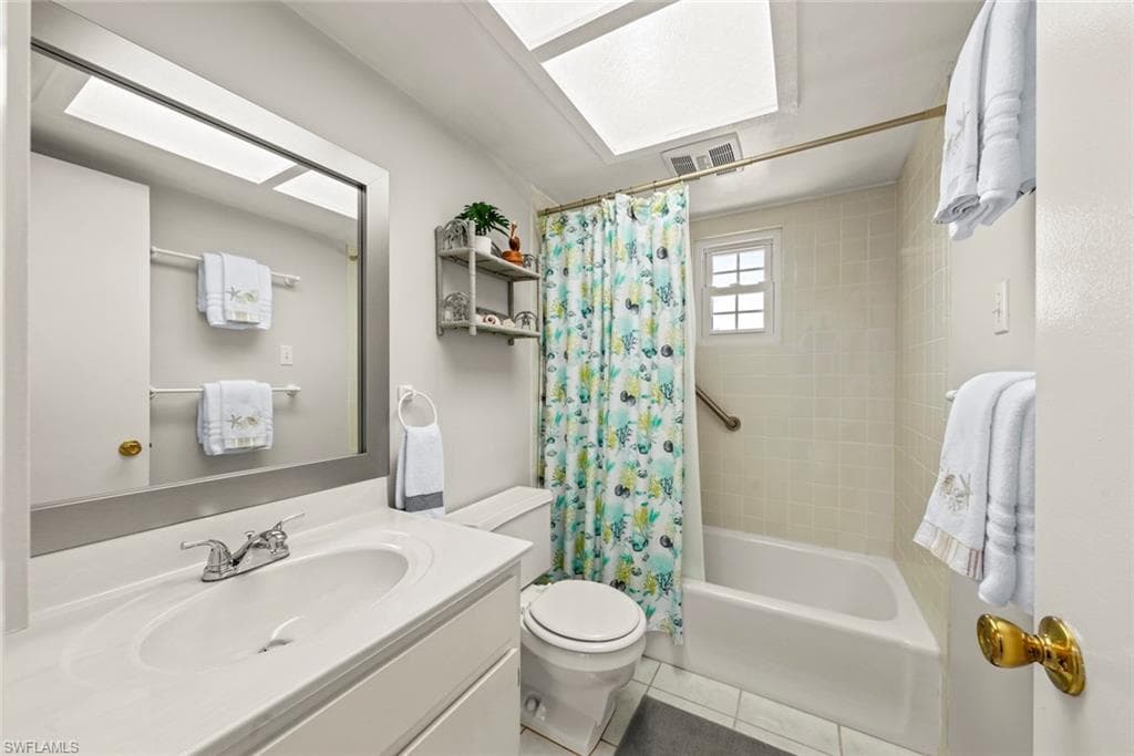 490 Marian RD, SANIBEL FL 33957-19