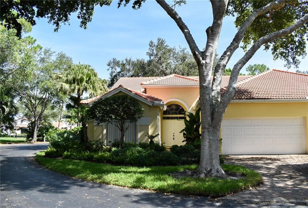 15218 Storrington PL # M100, NAPLES FL 34110-24