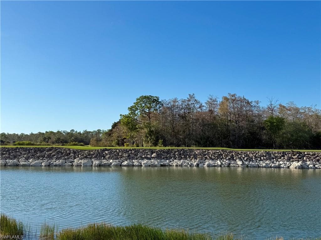 8605 Naples Heritage DR # 216, NAPLES FL 34112-14