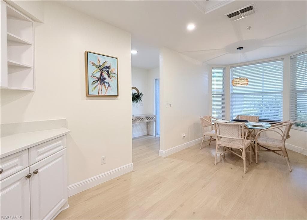 8605 Naples Heritage DR # 216, NAPLES FL 34112-3