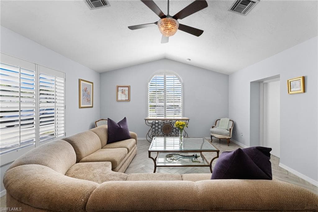 2467 Pine Woods CIR # 3, NAPLES FL 34105-5