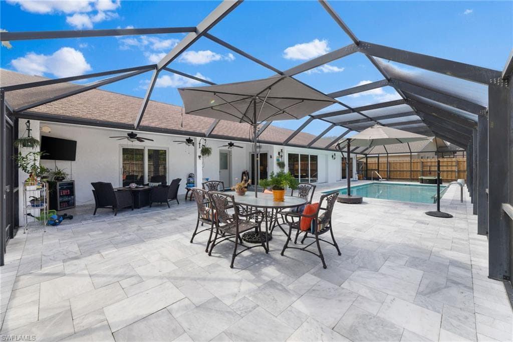 2467 Pine Woods CIR # 3, NAPLES FL 34105-24