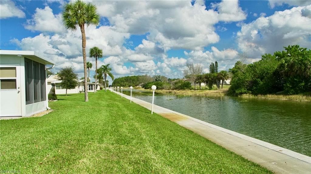 626 Joel BLVD, LEHIGH ACRES FL 33936-11