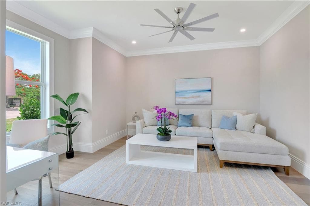 1308 Ridge ST, NAPLES FL 34103-6