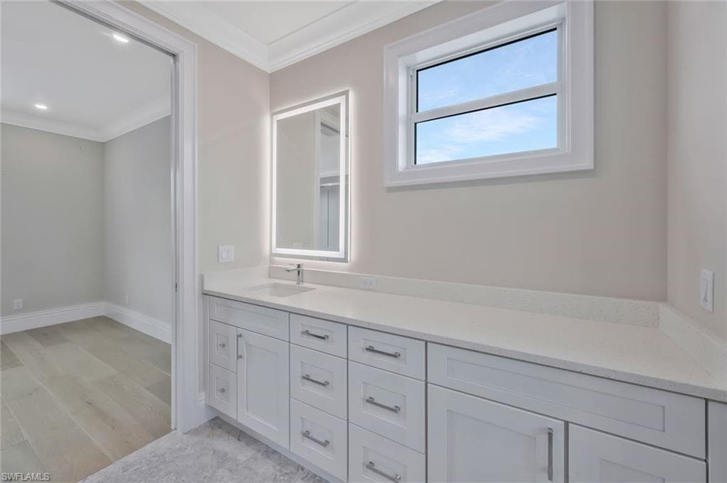 1308 Ridge ST, NAPLES FL 34103-31