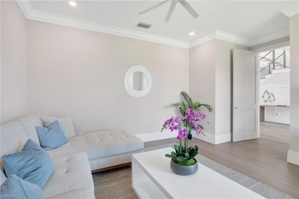 1308 Ridge ST, NAPLES FL 34103-8