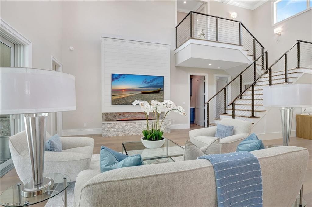 1308 Ridge ST, NAPLES FL 34103-13