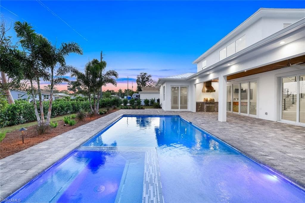 1308 Ridge ST, NAPLES FL 34103-40