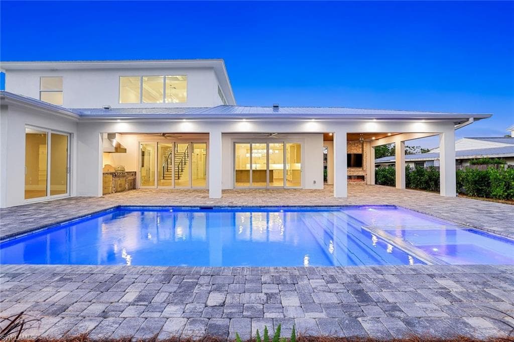 1308 Ridge ST, NAPLES FL 34103-39