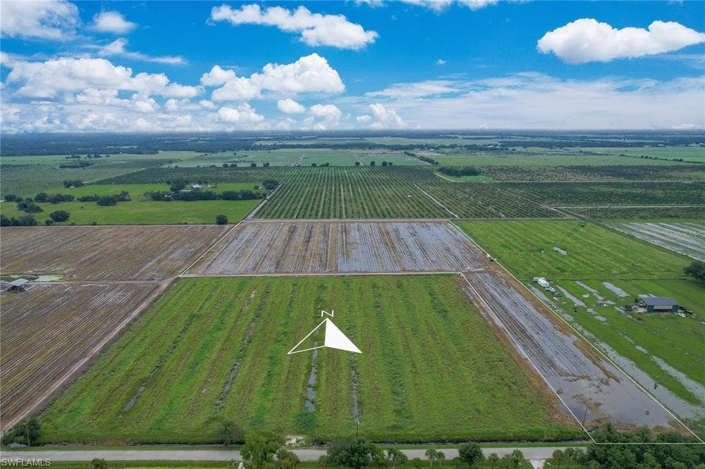 2404 SE Rice ST, ARCADIA FL 34266-1