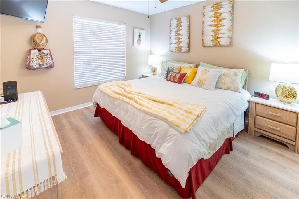 760 Wiggins Lake DR # 205, NAPLES FL 34110-19