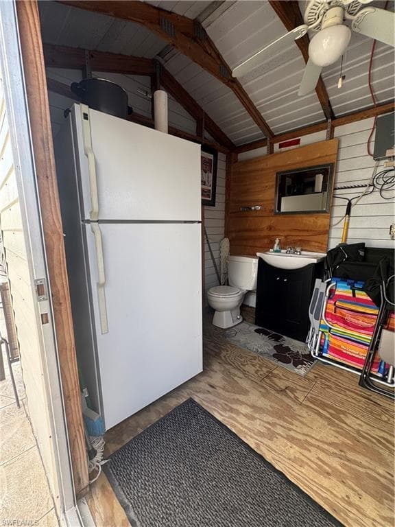 69 Kumquat LN # 192, NAPLES FL 34114-25