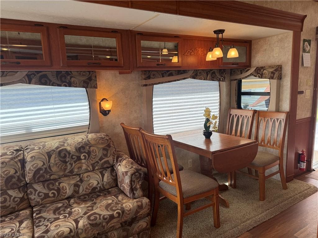 69 Kumquat LN # 192, NAPLES FL 34114-21