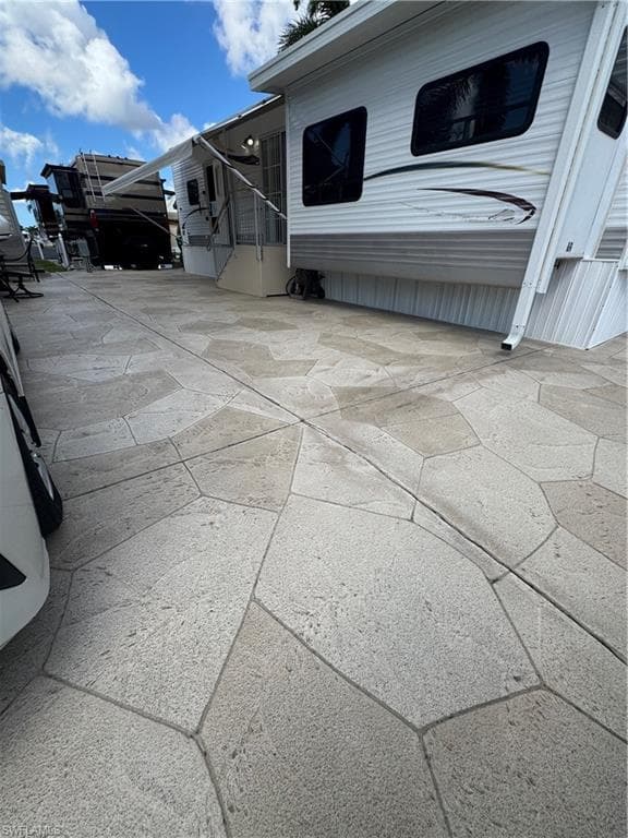 69 Kumquat LN # 192, NAPLES FL 34114-34