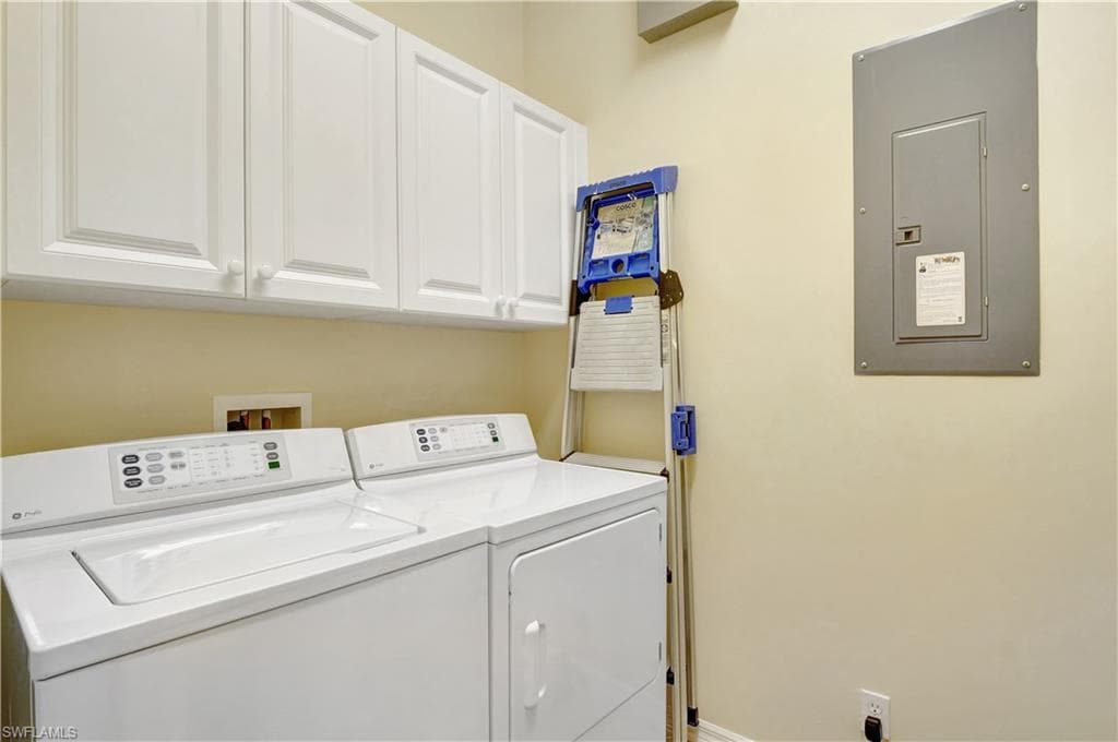 27041 Flamingo DR, BONITA SPRINGS FL 34135-22