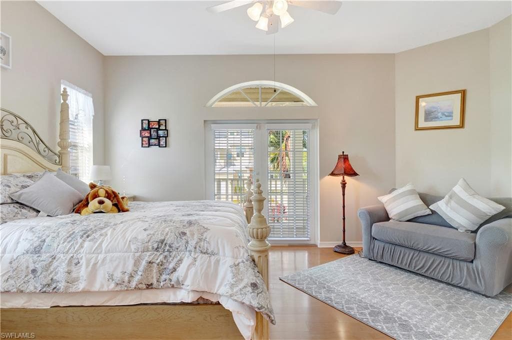 27041 Flamingo DR, BONITA SPRINGS FL 34135-19