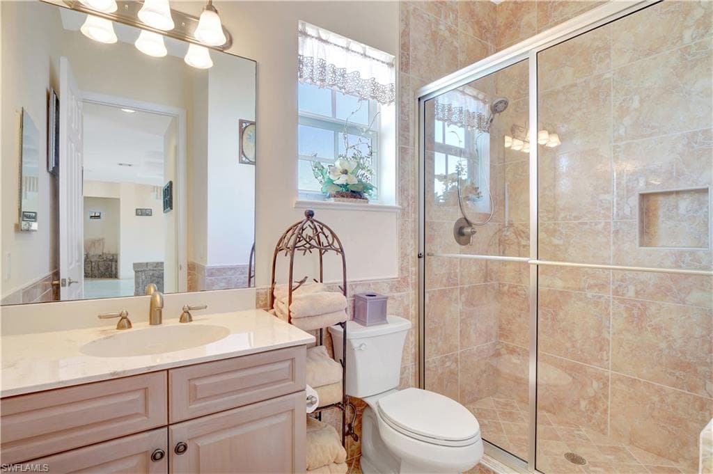 27041 Flamingo DR, BONITA SPRINGS FL 34135-23