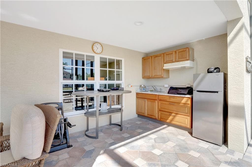 27041 Flamingo DR, BONITA SPRINGS FL 34135-39