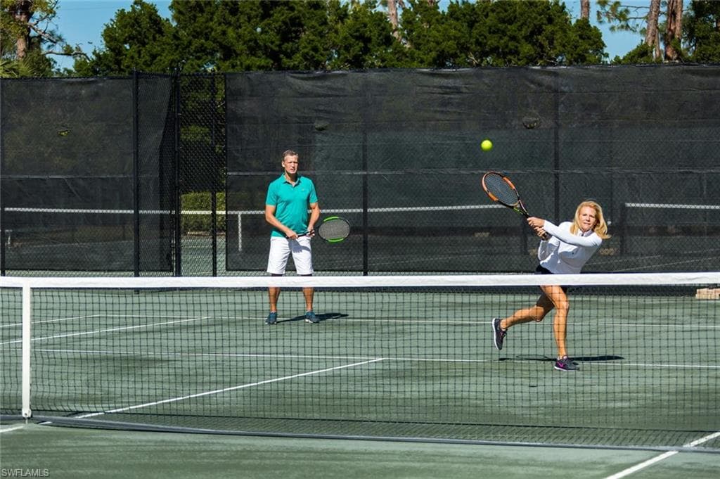 760 Waterford DR # 301, NAPLES FL 34113-40