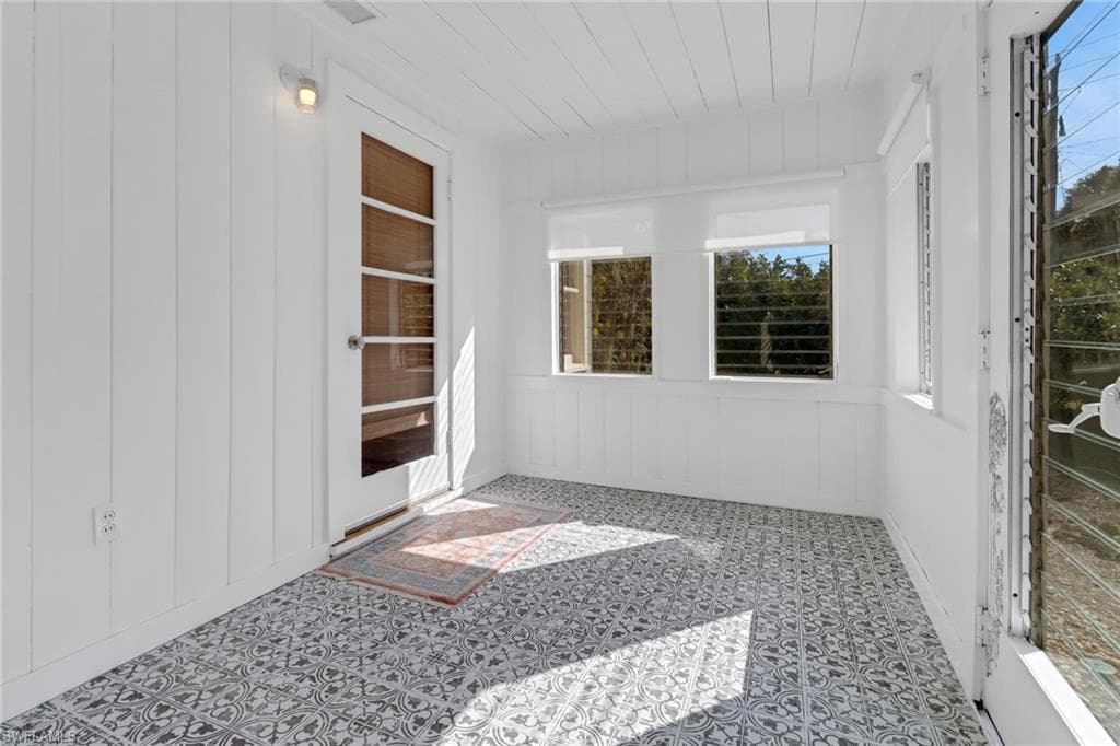 847 James ST, FORT MYERS FL 33916-16