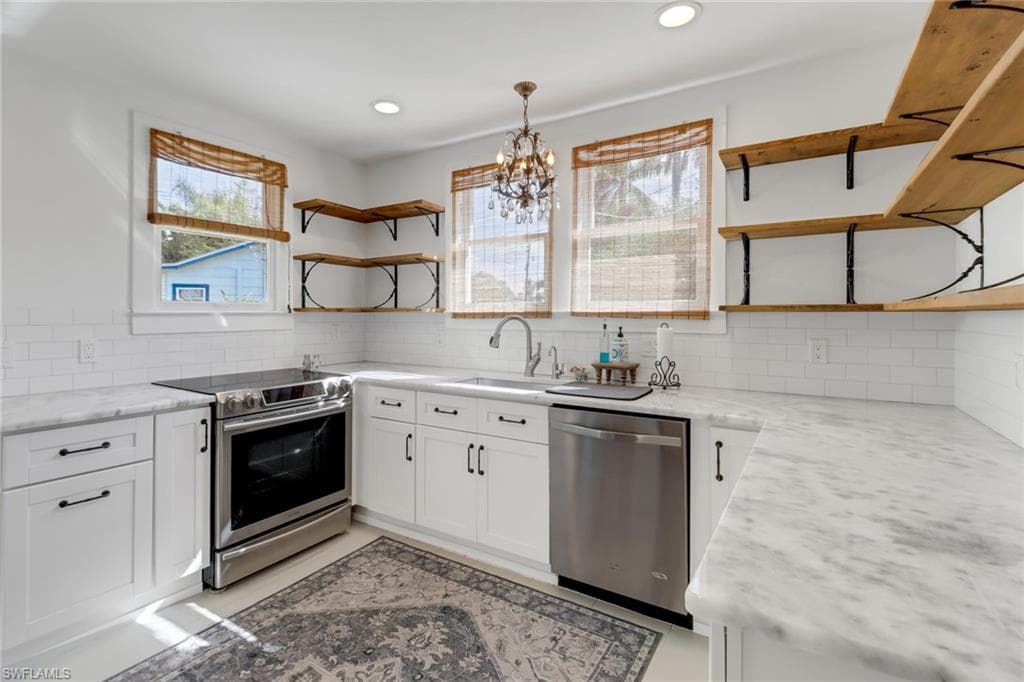 847 James ST, FORT MYERS FL 33916-6