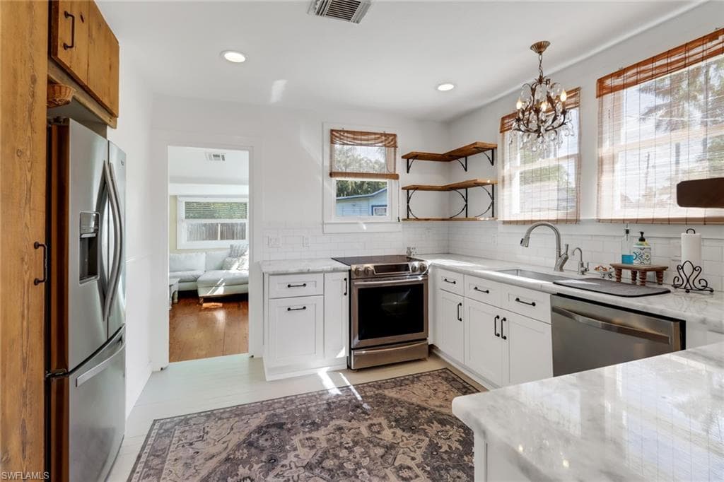 847 James ST, FORT MYERS FL 33916-7