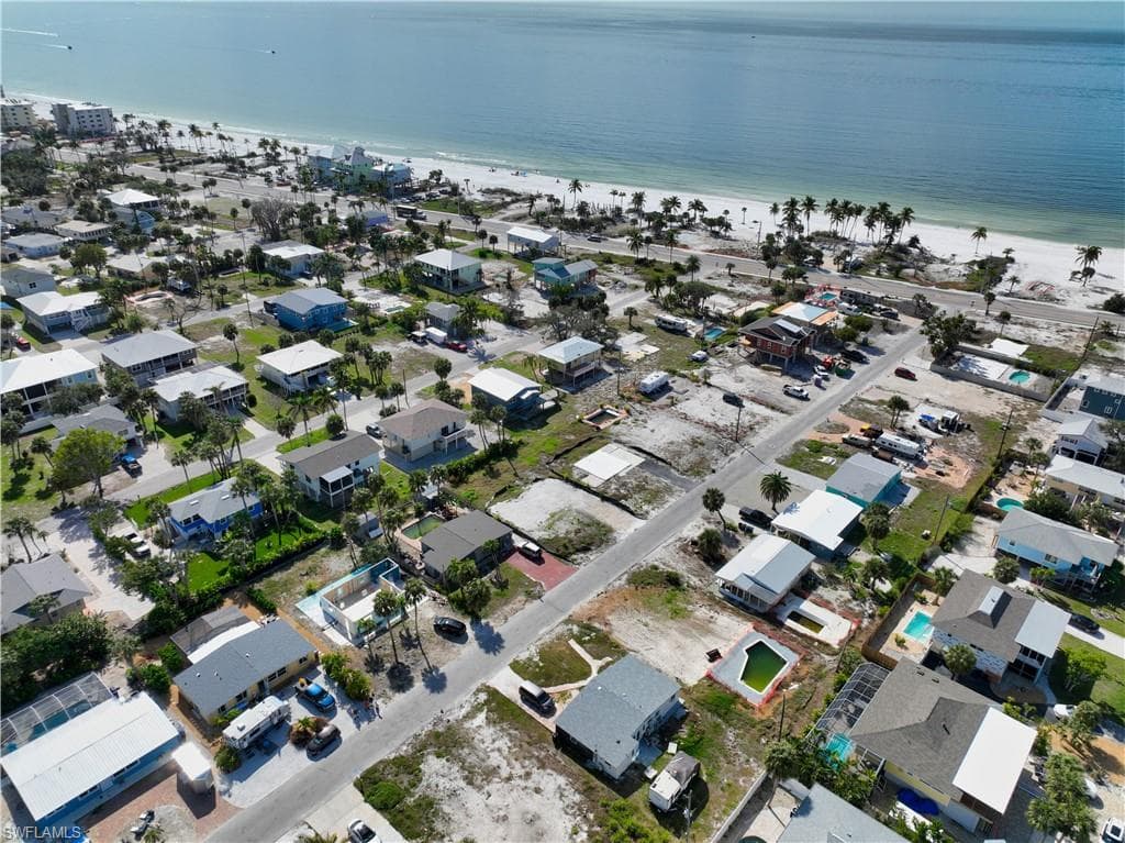 161 Hibiscus DR, FORT MYERS BEACH FL 33931-16