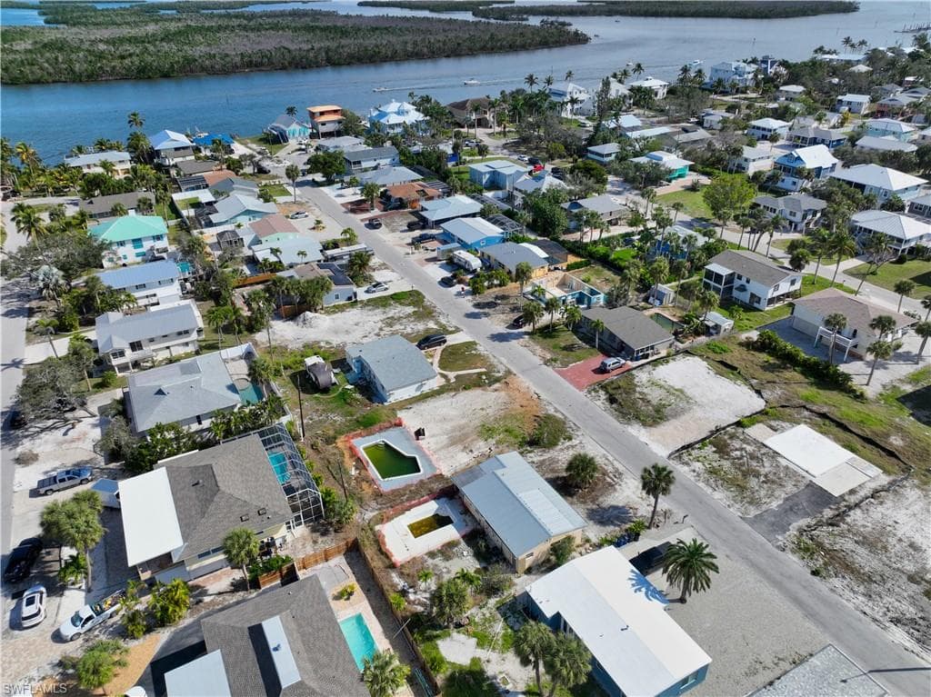 161 Hibiscus DR, FORT MYERS BEACH FL 33931-2