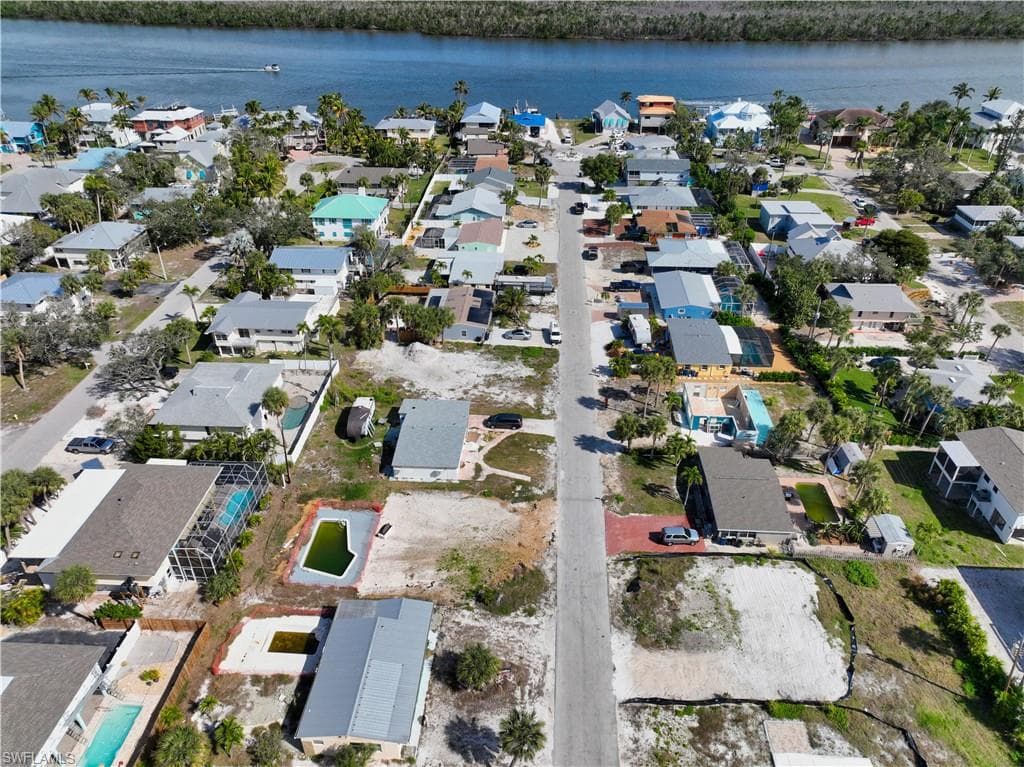 161 Hibiscus DR, FORT MYERS BEACH FL 33931-33