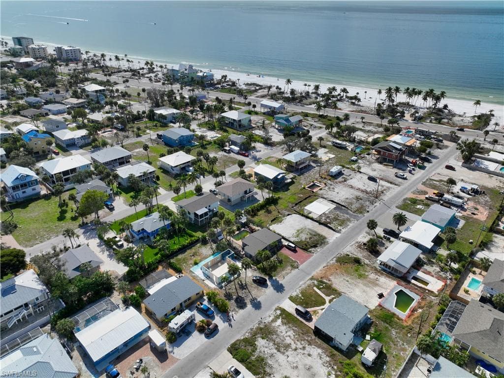 161 Hibiscus DR, FORT MYERS BEACH FL 33931-17