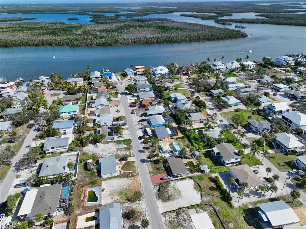 161 Hibiscus DR, FORT MYERS BEACH FL 33931-28