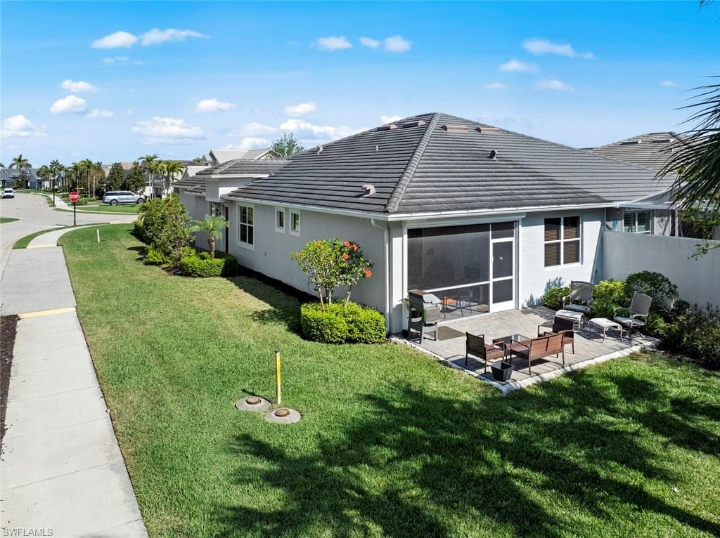 10641 Jackson Square DR, ESTERO FL 33928-26