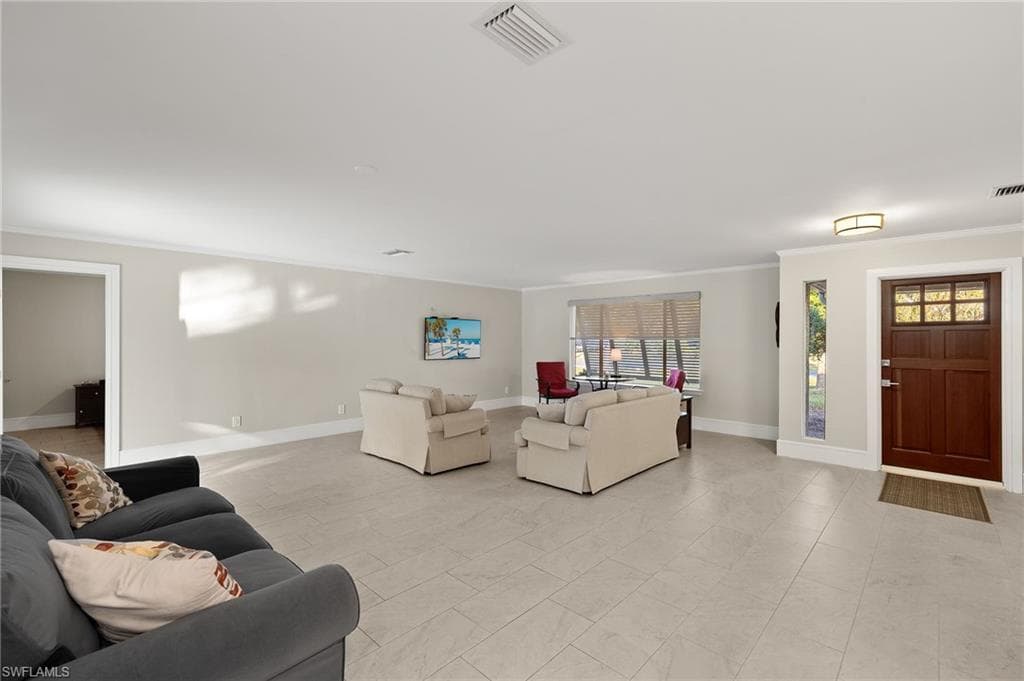 2347 Club House RD, NORTH FORT MYERS FL 33917-1