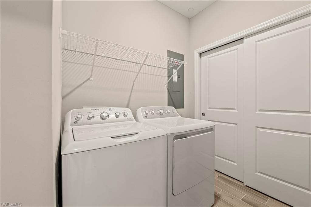 11821 Venetian Lagoon DR # 104, FORT MYERS FL 33913-19