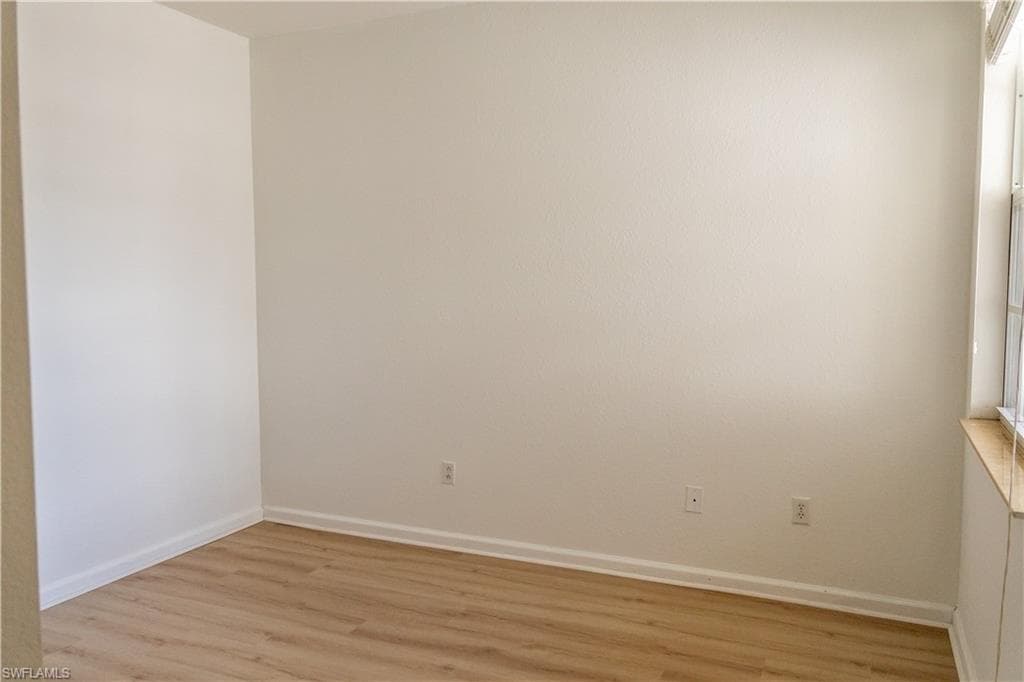 7029 Ambrosia LN # 604, NAPLES FL 34119-32