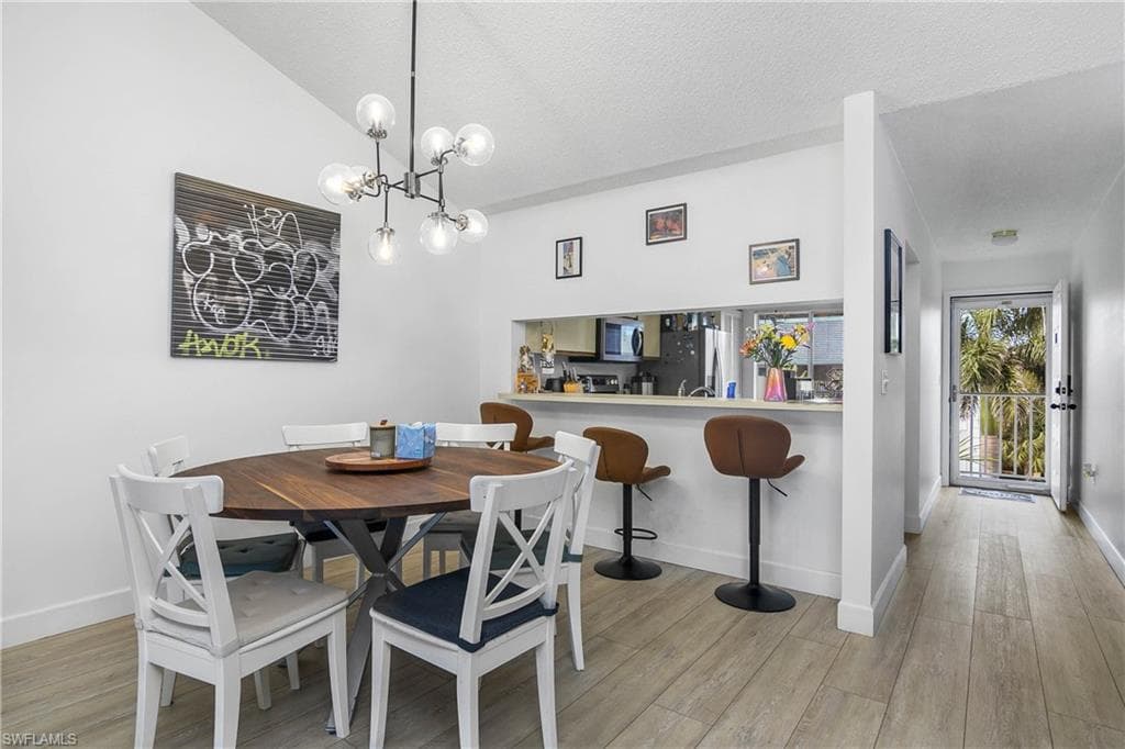 3012 Sandpiper Bay CIR # D301, NAPLES FL 34112-22