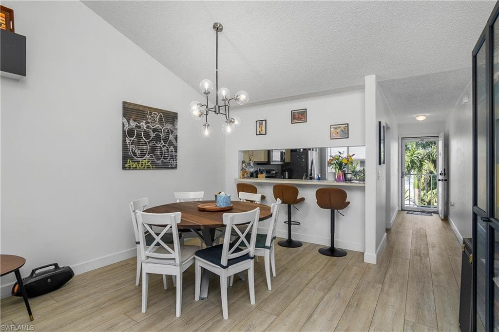 3012 Sandpiper Bay CIR # D301, NAPLES FL 34112-21