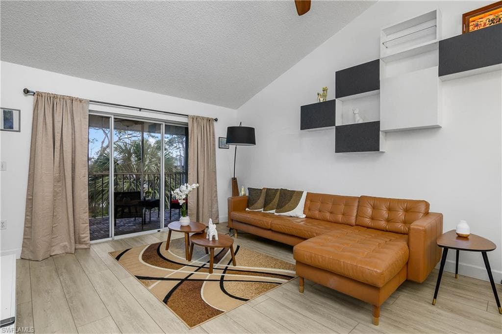 3012 Sandpiper Bay CIR # D301, NAPLES FL 34112-18