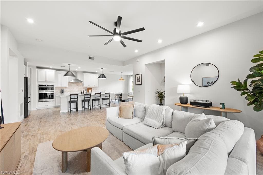 4688 Arboretum CIR # 101, NAPLES FL 34112-6