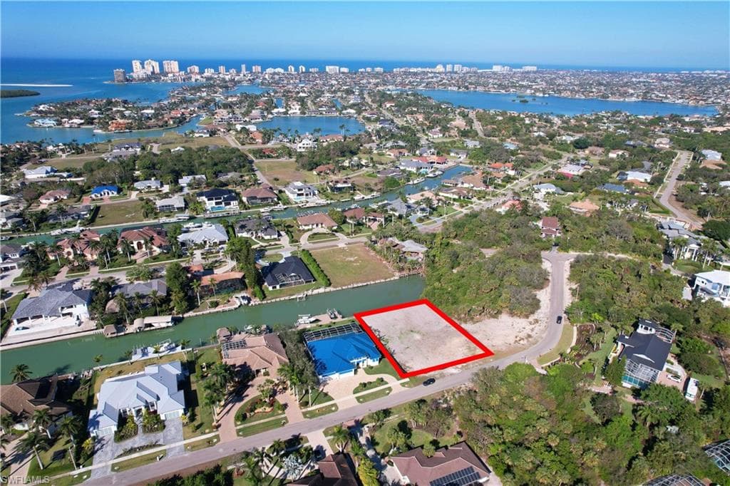 1115 Caxambas DR, MARCO ISLAND FL 34145-6