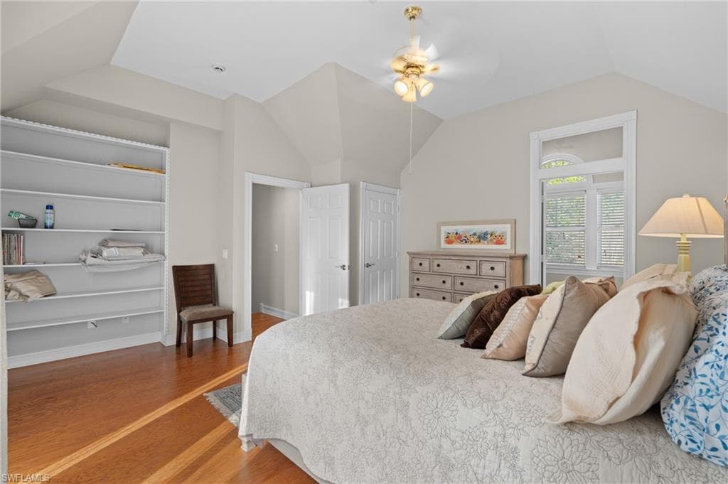 1495 Gordon River LN, NAPLES FL 34104-41