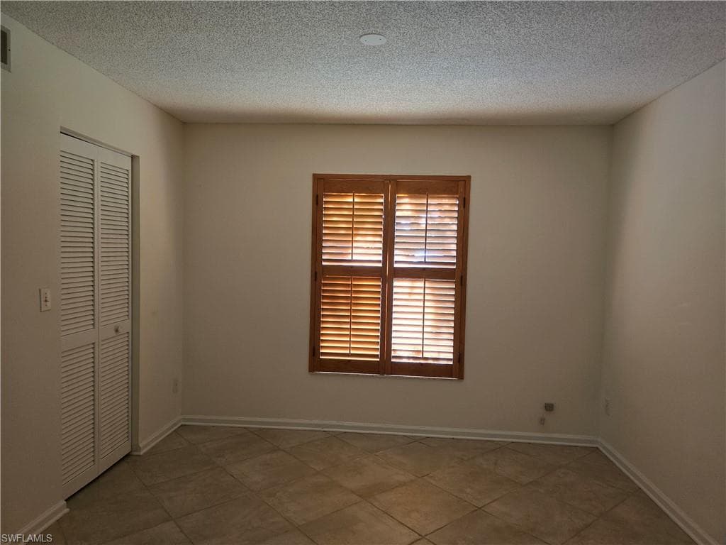 5737 Whitaker RD # C104, NAPLES FL 34112-15