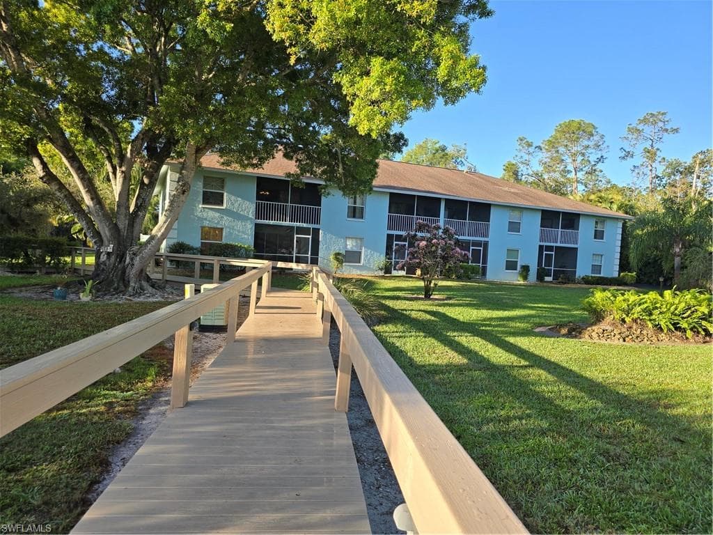 5737 Whitaker RD # C104, NAPLES FL 34112-30