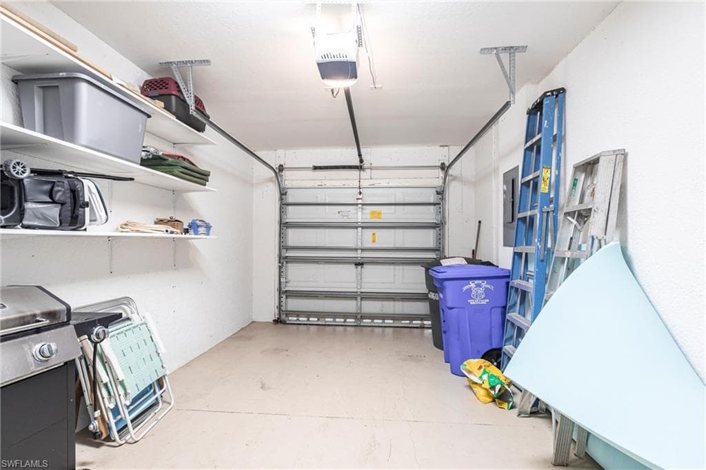 8600 Athena CT, LEHIGH ACRES FL 33971-24