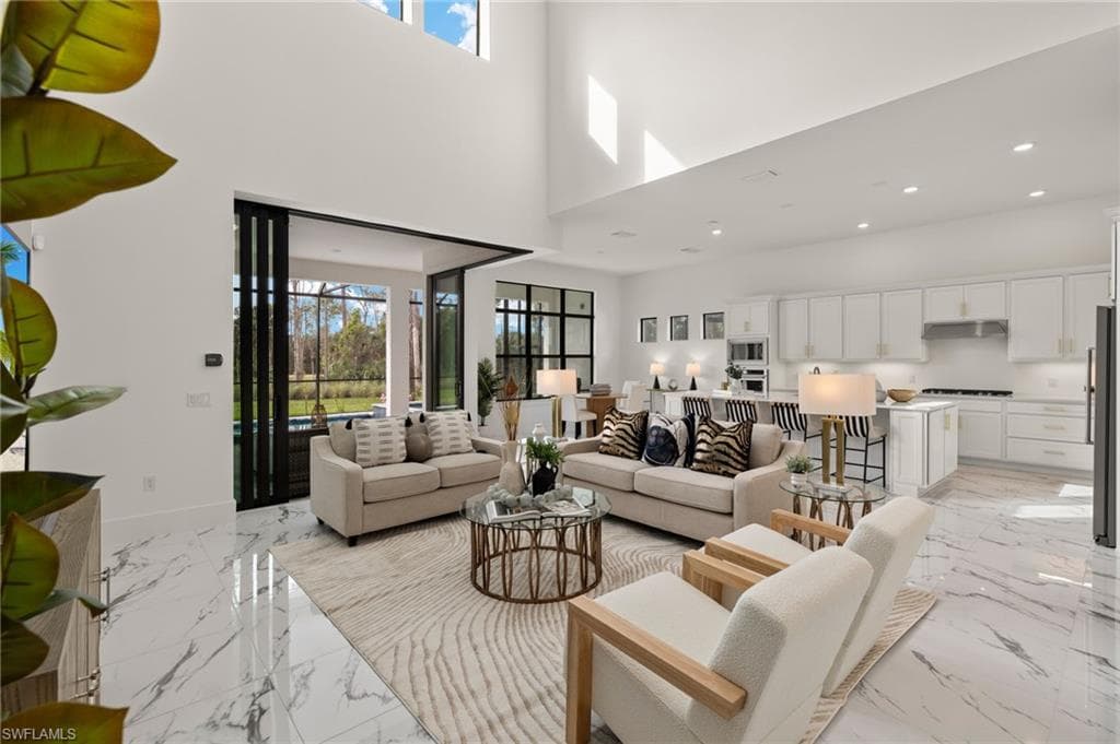 16153 Verilyn CIR, NAPLES FL 34110-5