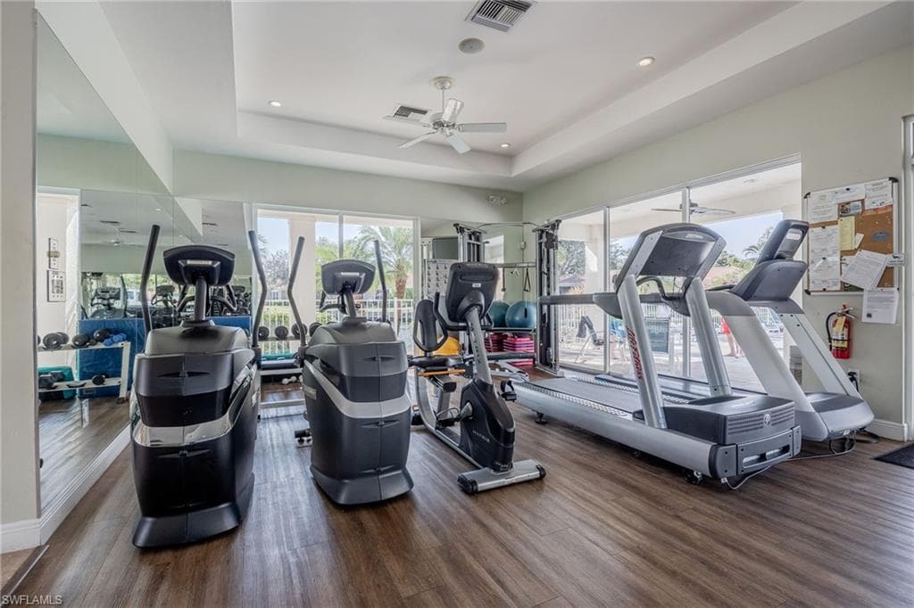 15136 Portside DR, FORT MYERS FL 33908-32