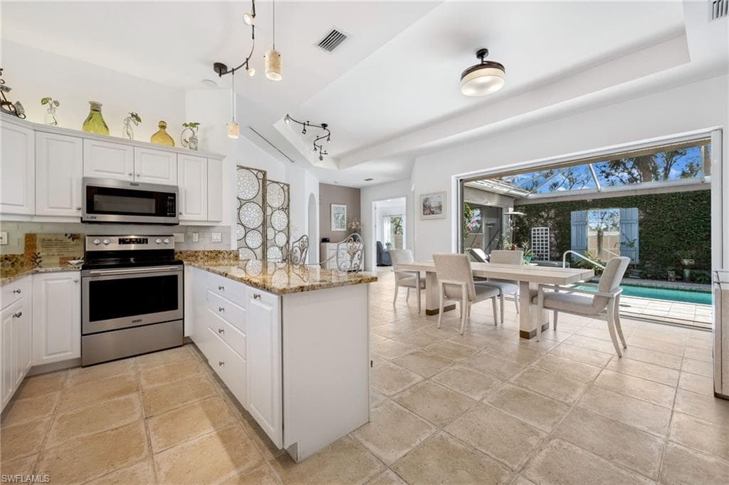 15136 Portside DR, FORT MYERS FL 33908-17