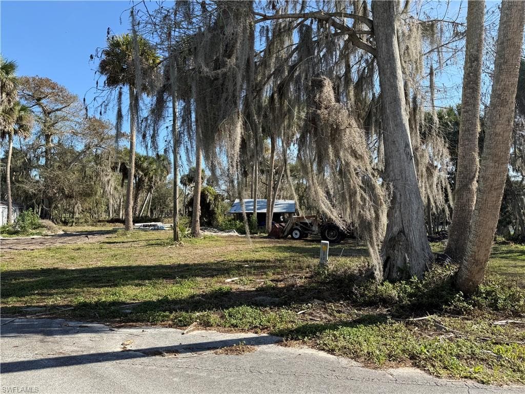 1129 Martin BLVD-4