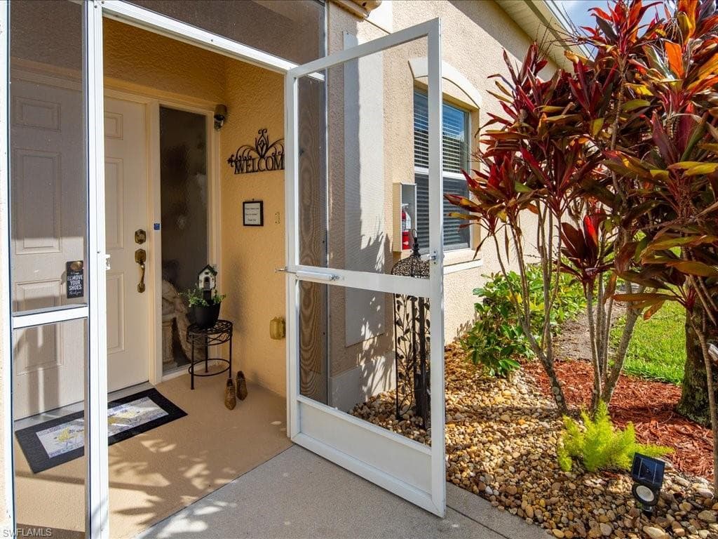 7918 Haven DR # 2, NAPLES FL 34104-2